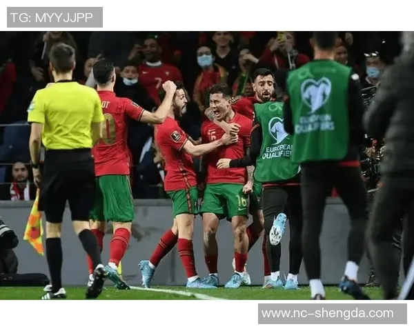 欧洲杯小组赛淘汰赛关键战术对决分析